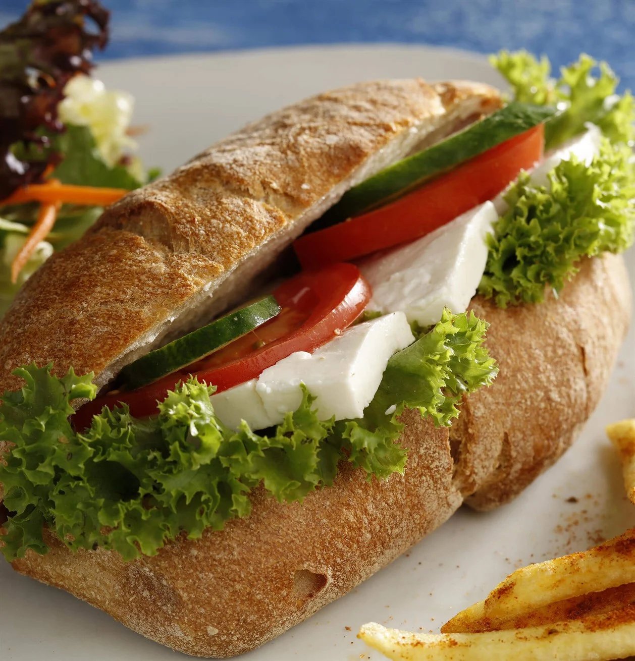 BEYAZ PEYNİRLİ SANDİVİÇ